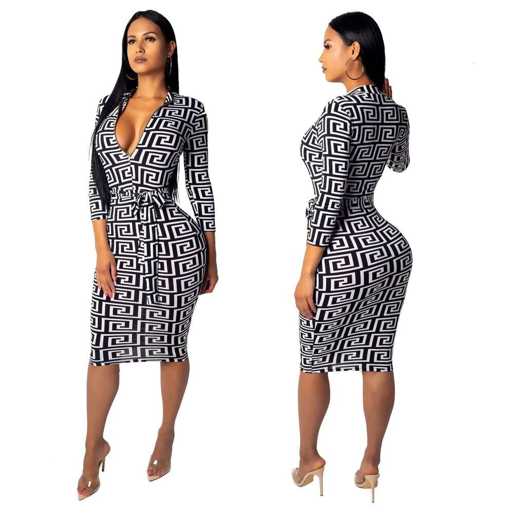 Hot Selling Europe America Fashion V Neck Women Bodycon Dress Sexy Slim Fit Elegant Party Club Evening Cocktail Wear One Piece Dress MAKOUFEI