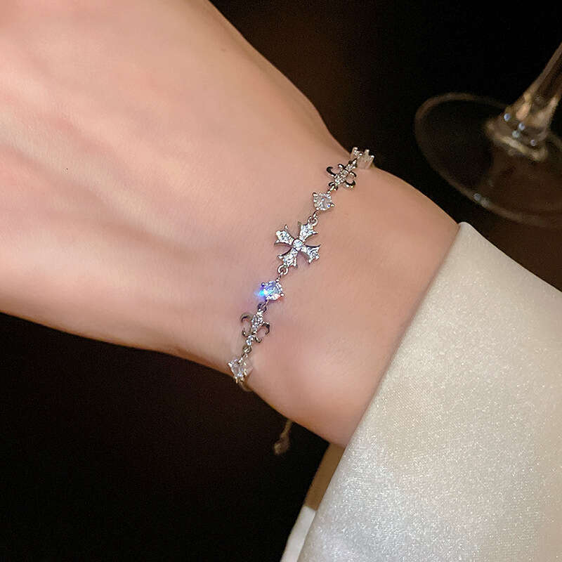 Iris Flower Zircon Cross Adjustable European And American Versatile Stylish Bracelet, Fashionable Niche Design Jewelry