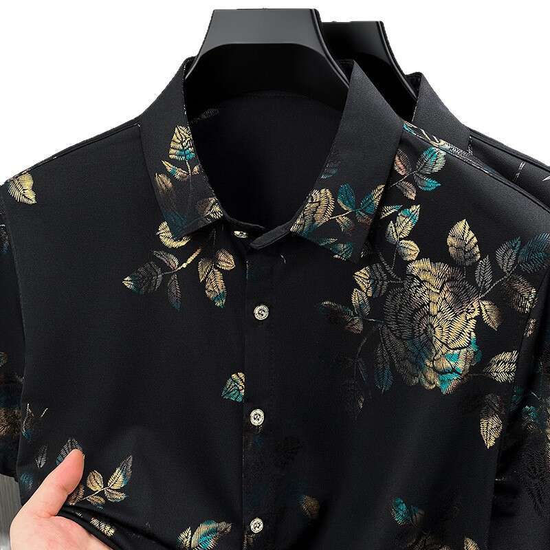 2026 Luxury High-End Designer Apparel Gold-Embossed Shirt For Men, New Summer Casual Fashion Short-Sleeve Versatile Floral Short Shirt, Trendy Men