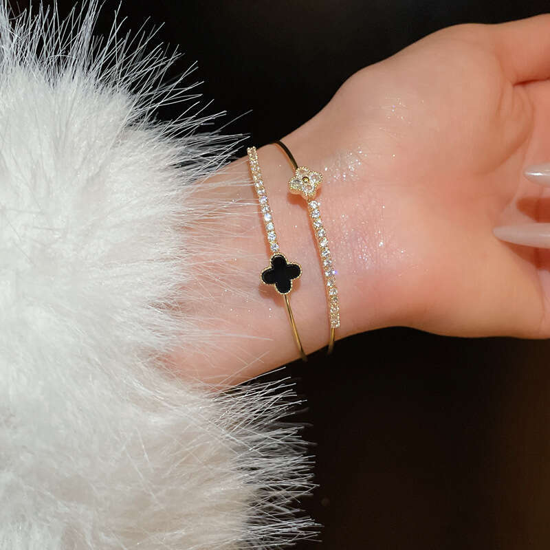 Zircon Diamond-Shaped Flower Double-Layer Open European American Light Luxury Fashion Bracelet, Elegant And Exquisite New Hand Accessory Wholesale