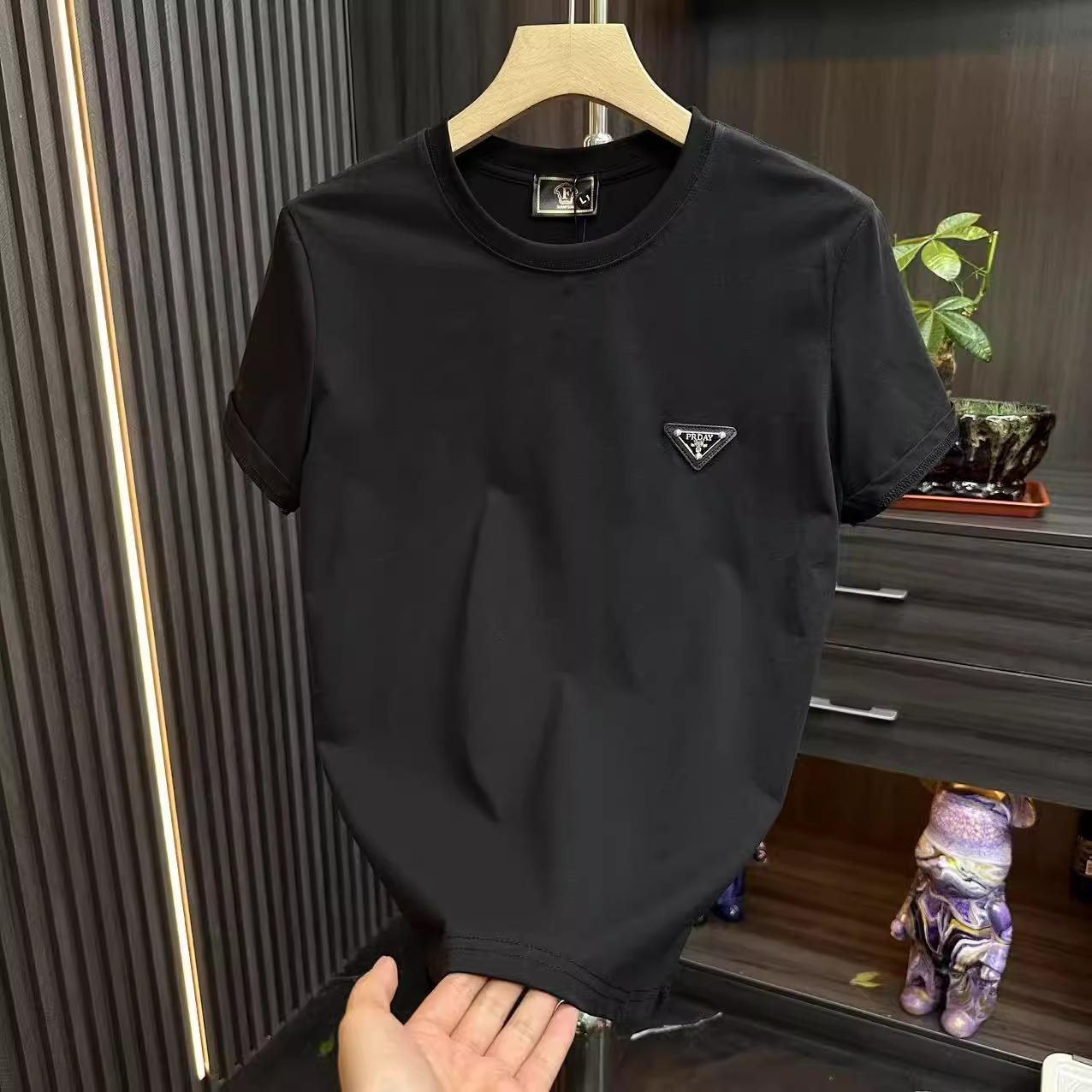 Free shipping simple and versatile casual men's T-shirt 2026 summer new arrivals fashionable classic short sleeved hot sale