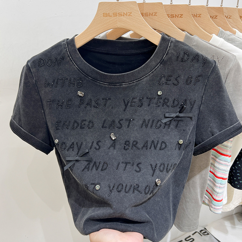Heavy-duty rhinestone letter print short-sleeve t-shirt for women summer style slimming and age-reducing fitted round-neck top 260418 - view 4