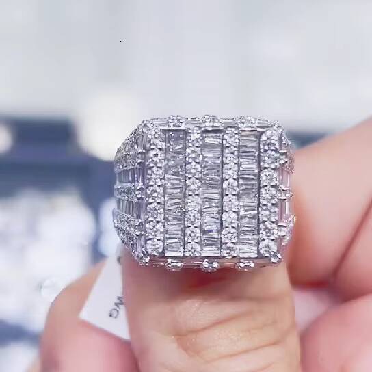 Luxurious Custom Diamond Ring Bling baguette Cut Hip Hop 925 Sterling Silver Vvs Moissanite Ring