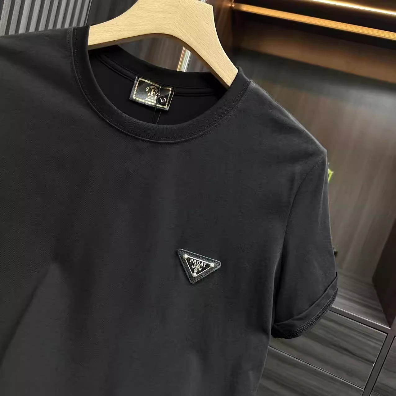 Free shipping simple and versatile casual men's T-shirt 2026 summer new arrivals fashionable classic short sleeved hot sale