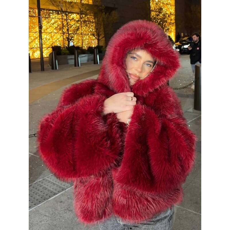 Solid Color Hooded Faux Fur Coat for Women Warm Comfortable Eye-Catching Fashion Winter Outerwear European American Cross-Border Trendy MAKOUFEI