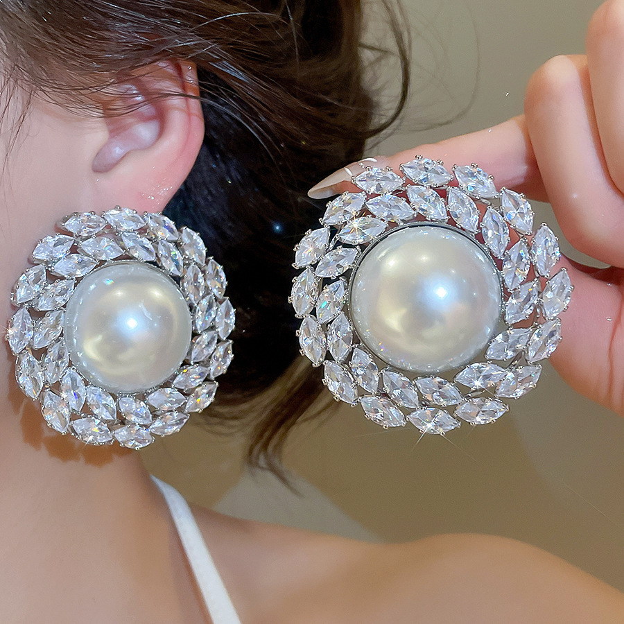 Silver needle zircon round pearl European American cross-border fashion, exaggerated elegant earrings, light luxury and high-end feel, women's ea - view 4