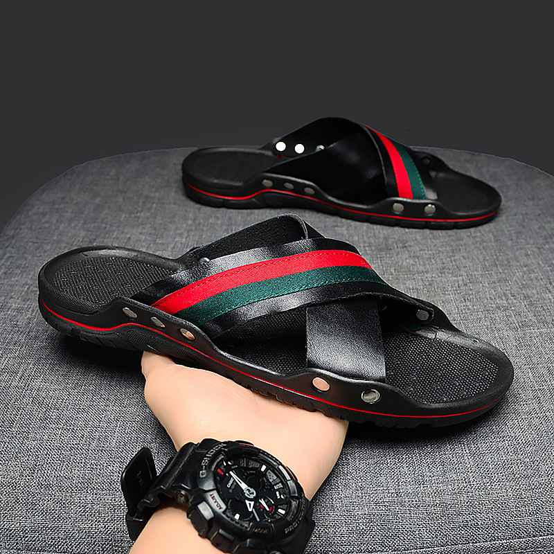 Men's Summer Leather Non-Slip Slip-On Sandals, Soft-Soled Beach Shoes, Fashionable And Trendy Outdoor Personalized Sandals