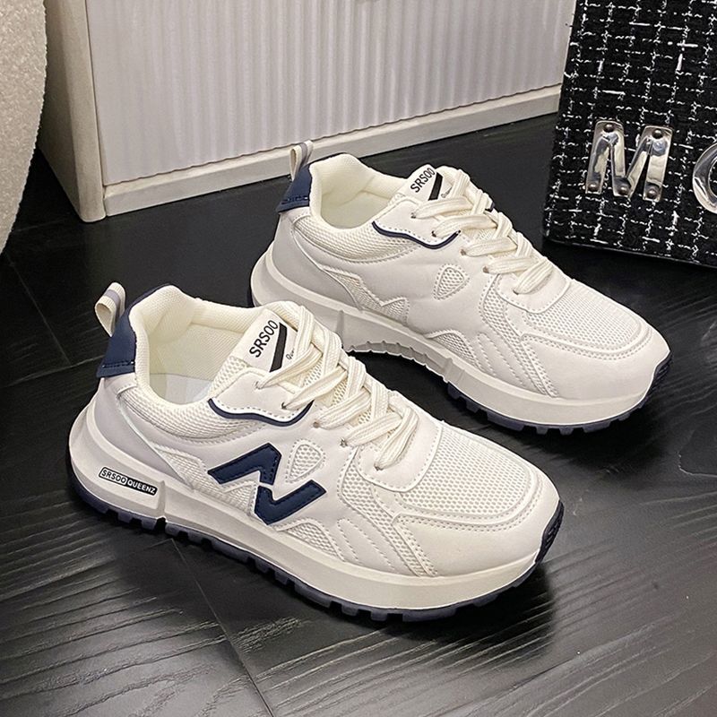 Sports shoes for women in the spring and autumn of 2026 are super popular versatile anti slip and casual women's shoes with soft soles and lightw