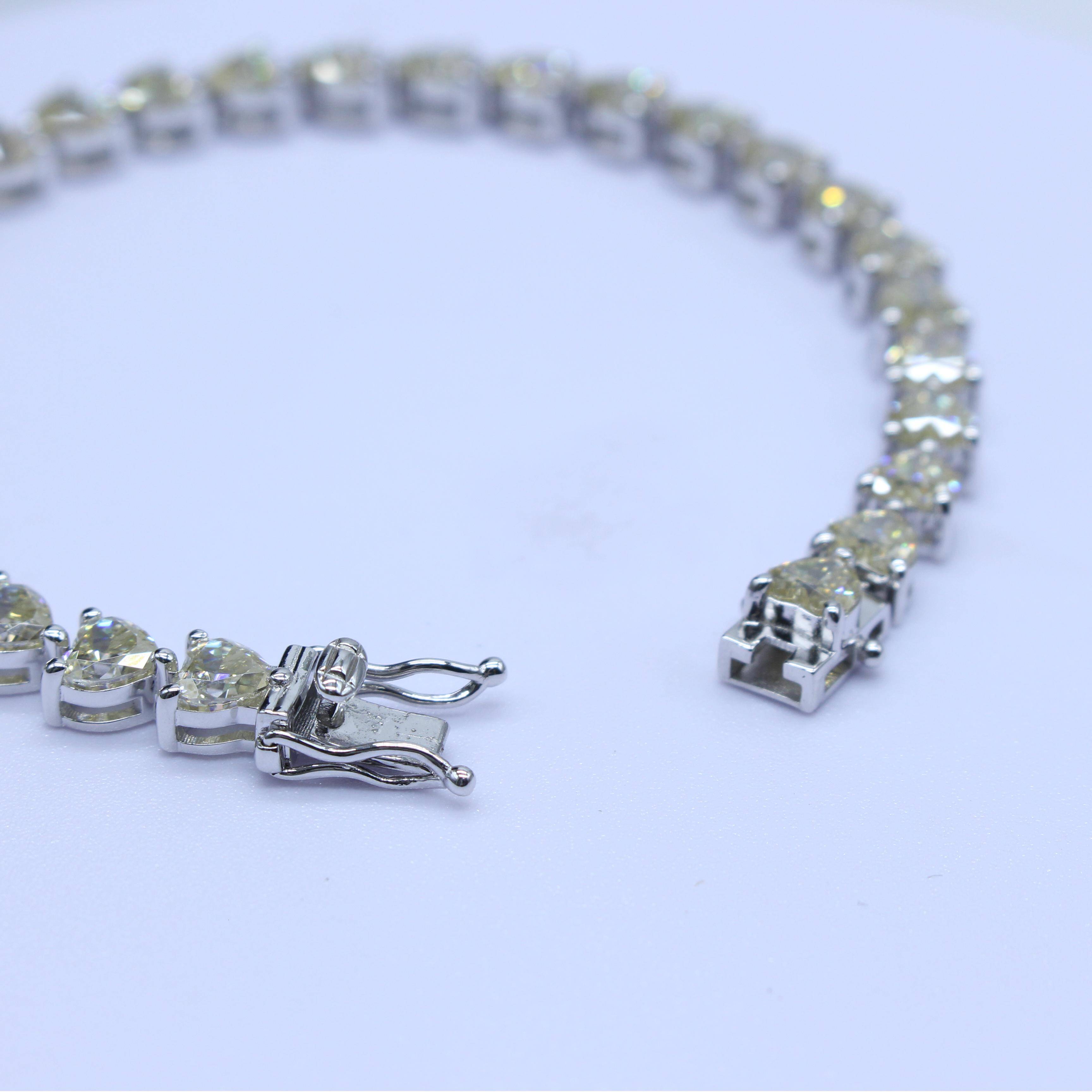 7Inches 925 Sterling Silver VVS Moissanite Tennis Link Chains 5mm Heart Cut Yellow Moissanite Tennis Bracelet Gift for Women