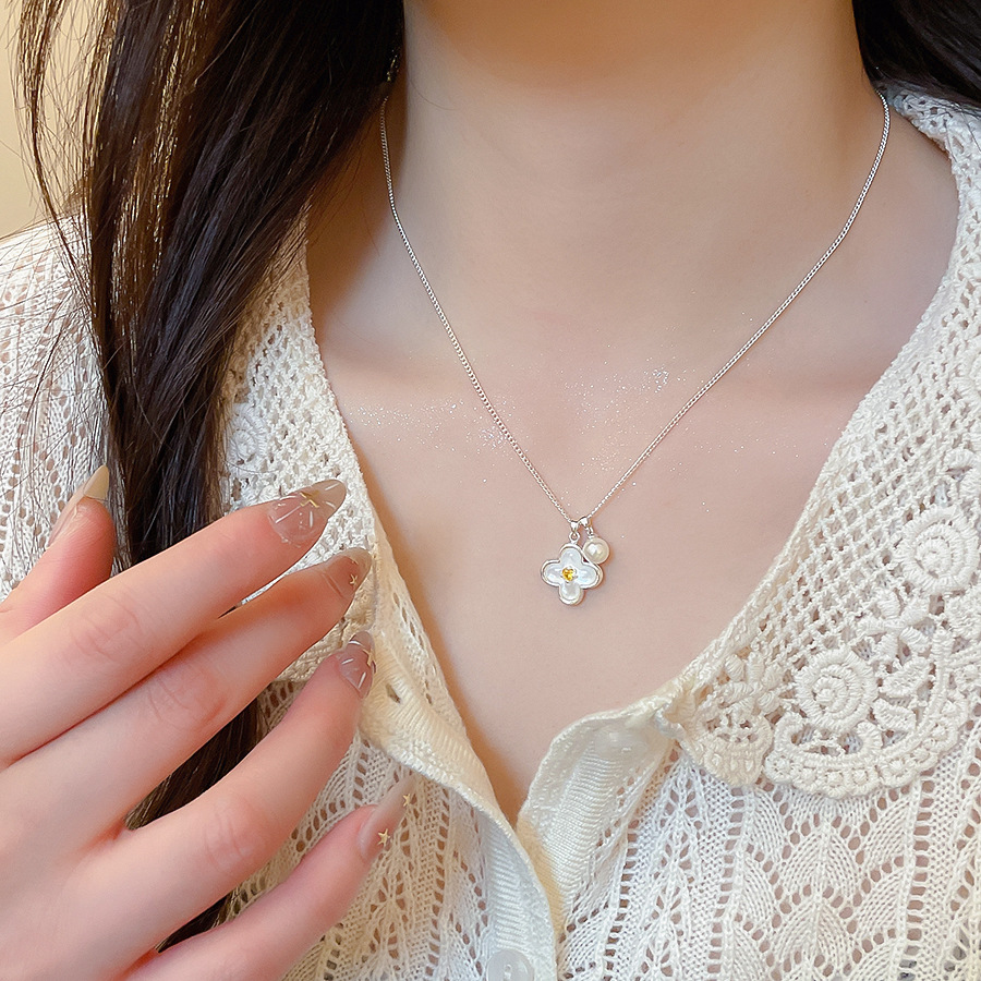 Korean-style fashionable, fresh, and simple floral collarbone versatile plain necklace elegant necklace - view 9