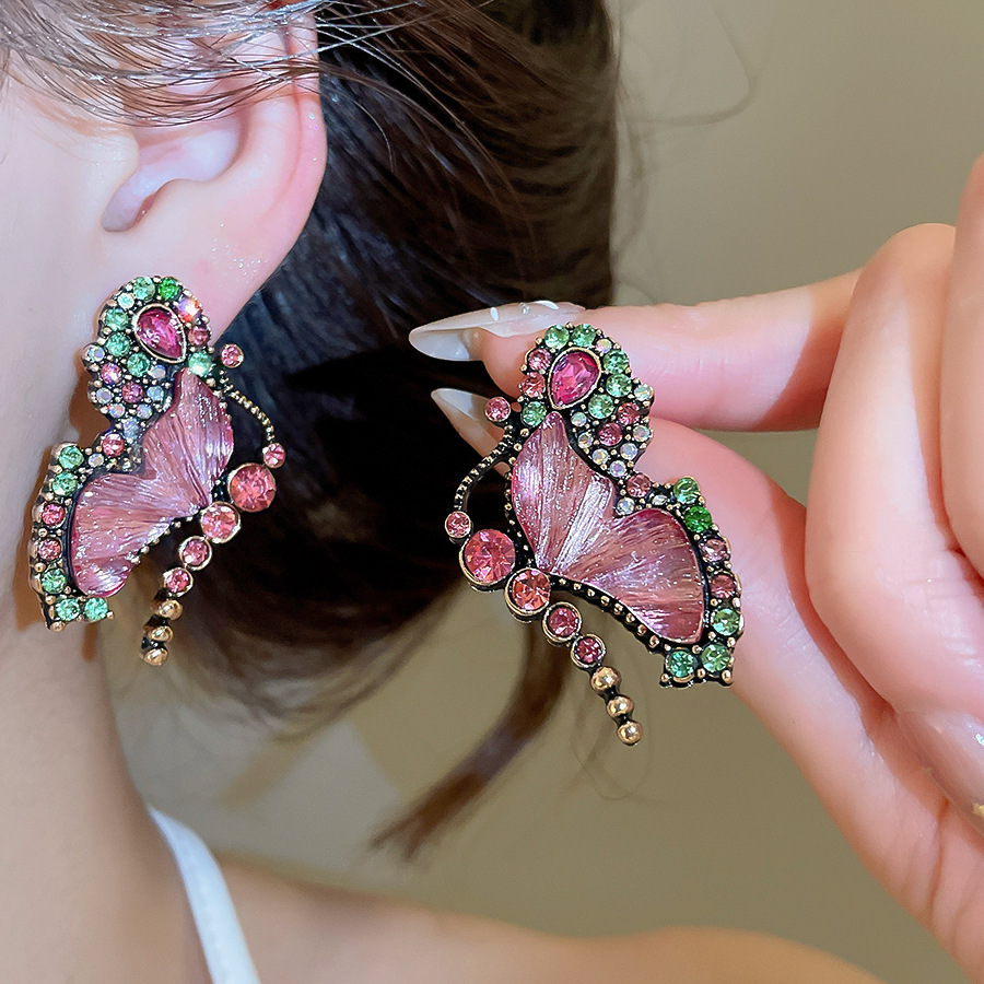 Butterfly Inlaid Diamond Necklace and Earrings Jewelry Set, Palace Style Exquisite Medieval Vintage Accessories for Women - view 6