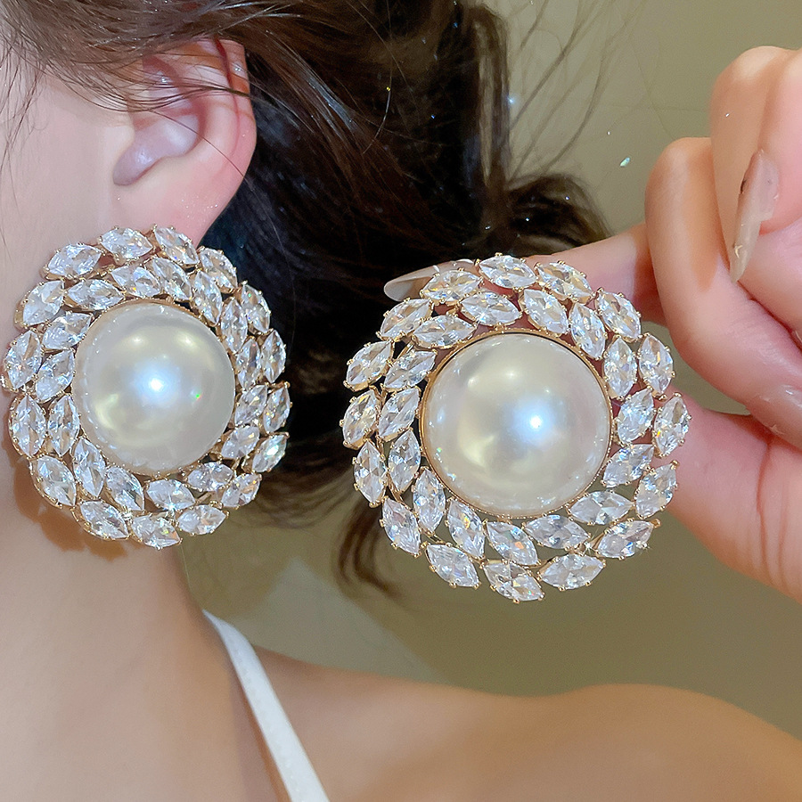 Silver needle zircon round pearl European American cross-border fashion, exaggerated elegant earrings, light luxury and high-end feel, women's ea - view 6
