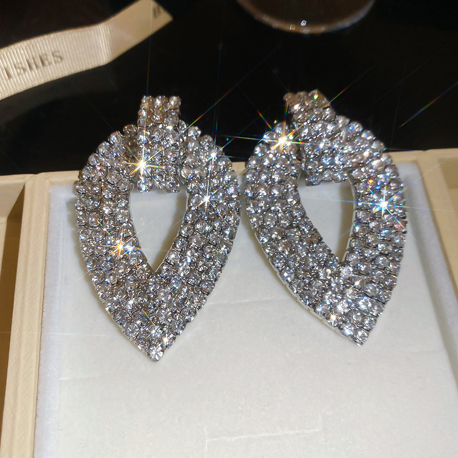Silver needle heavy-duty diamond-studded water drop full-diamond high-end earrings, luxurious and elegant, face-slimming earrings - view 5