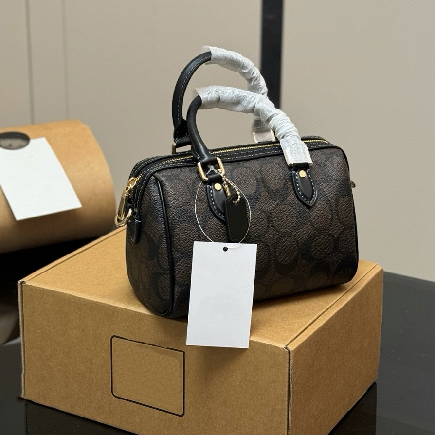designer bag mini 18cm rowan new high quality Shoulder Bag sac Women Classic Old Flower classic boston Bag Casual Handheld Chain Bag Half Moon Bag Smooth teri bag 9a.