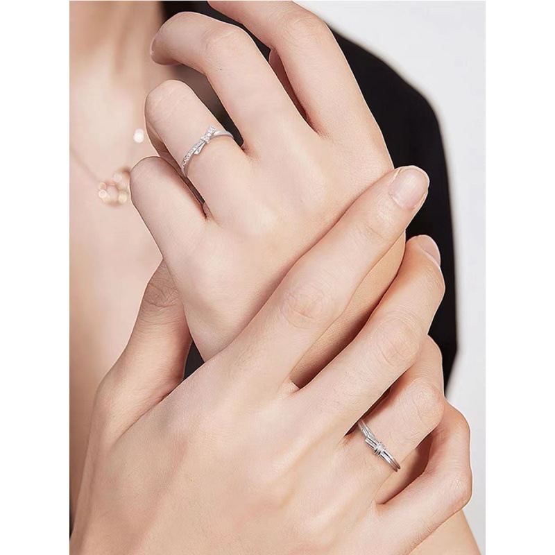 2026 New Designer Fashion Women Ring Bowknot Ribbon Irregular Strip Cross Light Luxury Jewelry Accessories Rings Engagement