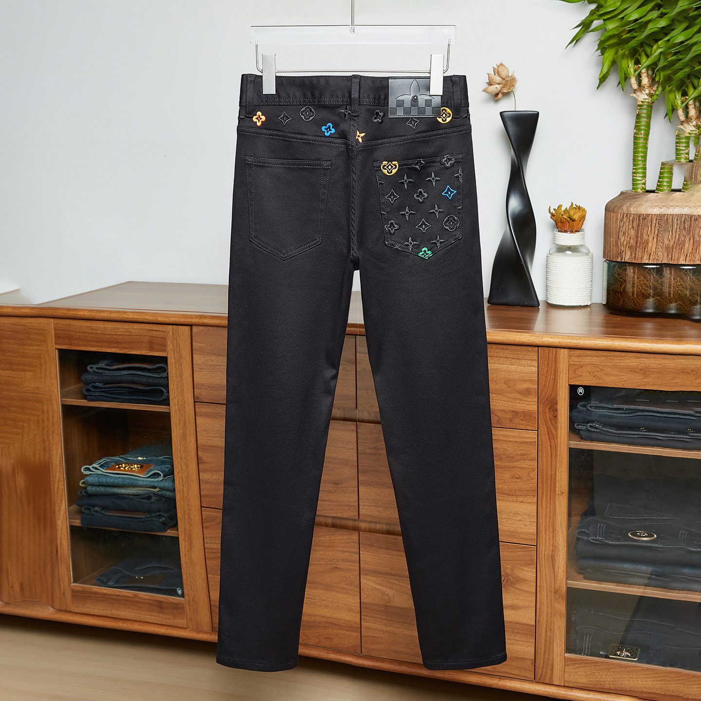 Designer Pants - New Autumn And Winter Men's Pure Black Thick And Tight Jeans With A Slim Fit And Straight Silhouette Fashionable And Luxurious