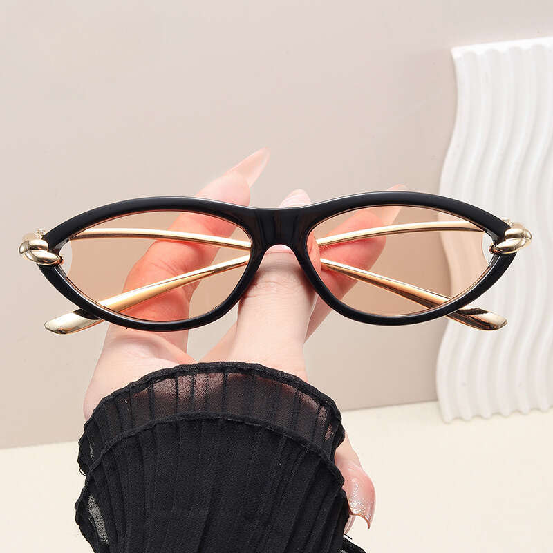 2026 New Women's Retro Cat Eye Sunglasses European American Personalized Knot Design Small Frame Styling UV Protection Eyewear for Outdoor Daily 