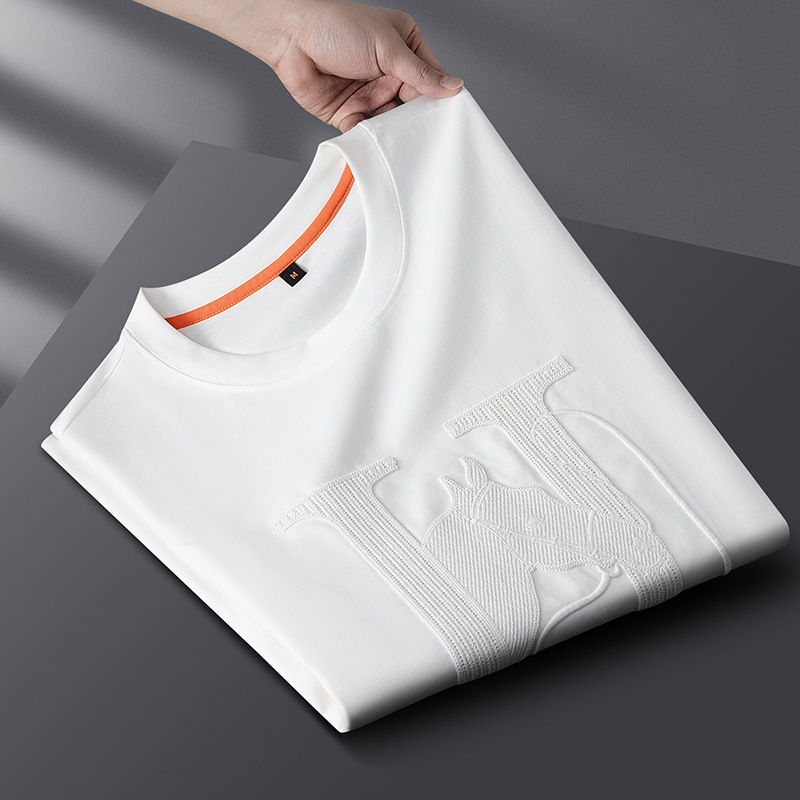 2026 Summer Bestselling New Men's Short Sleeve T-Shirt with Letter Embroidery Design Drape Feeling Ice Silk Comfortable Round Neck Versatile Casu