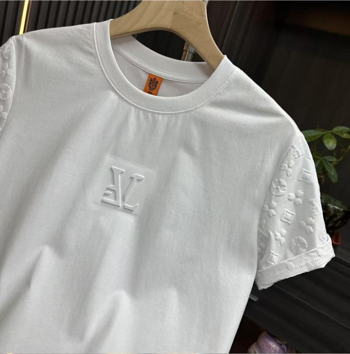 Summer light luxury loose short sleeved 2026 new trendy casual printed design men's T-shirt