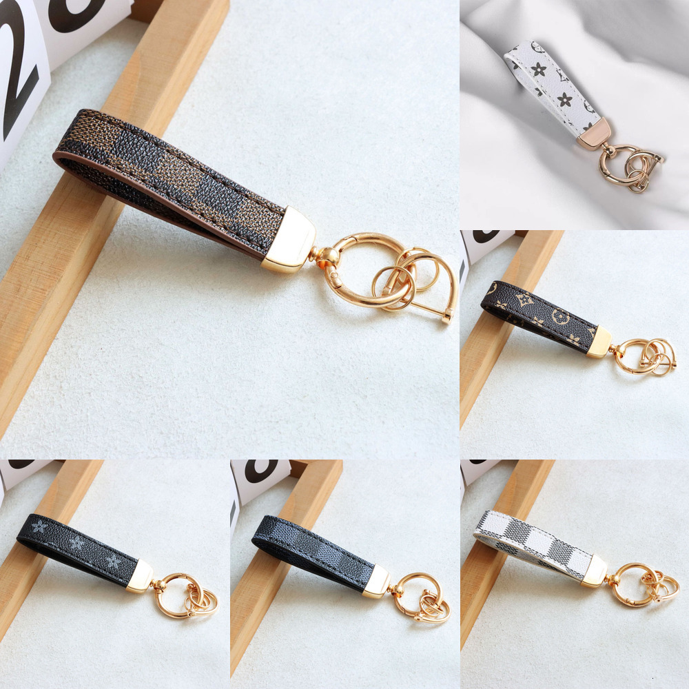 New High-End Floral Leather Car Keychain Waist Hanging Car Use Metal Key Ring Pendant for Men and Women Wholesale Car Accessories S23