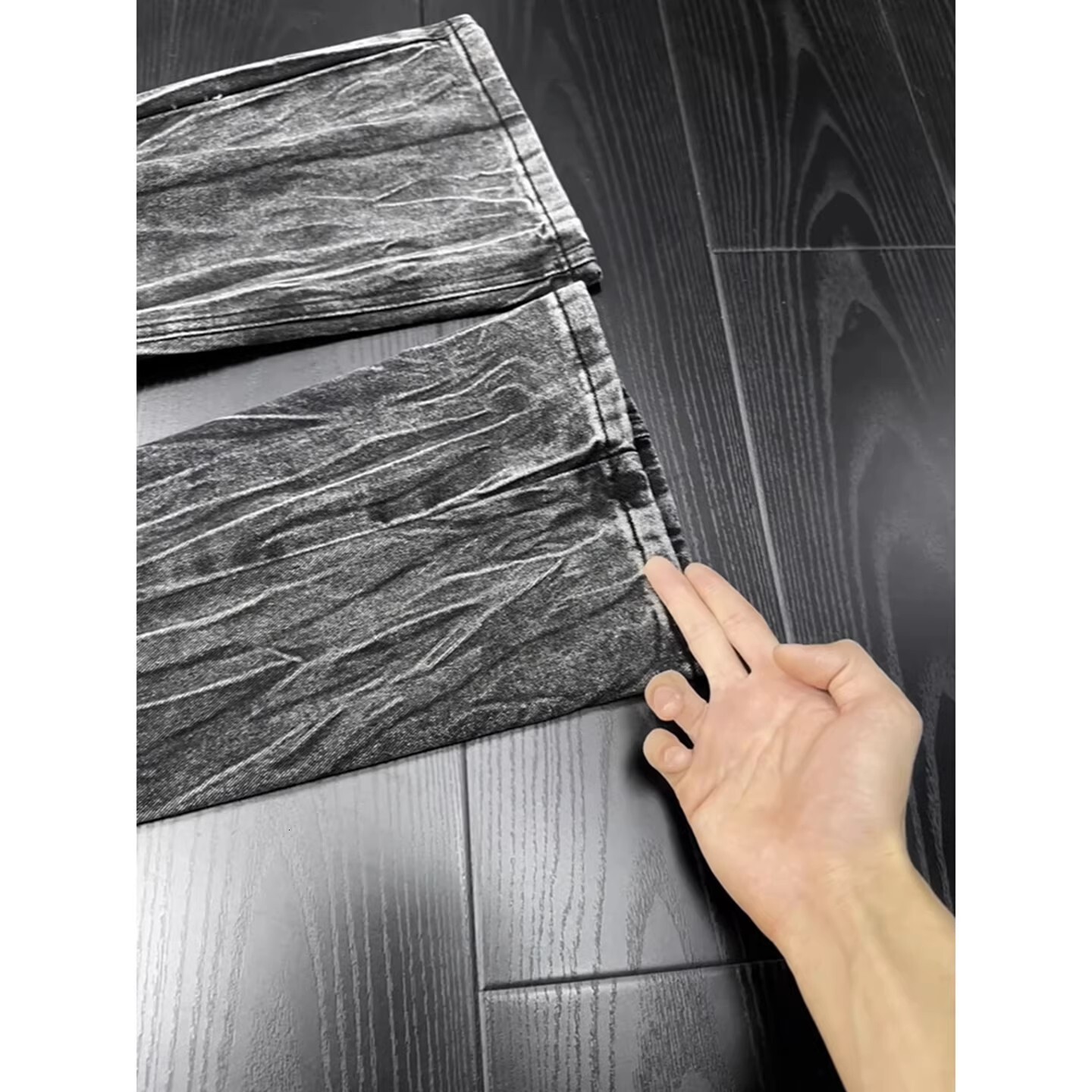 Lightning Pattern Designer Jeans Luxury Men's Washed And Plush Warm Pants Street Trend Brand Narrow Fit Straight Tube Micro Flared Jeans Hip-hop 