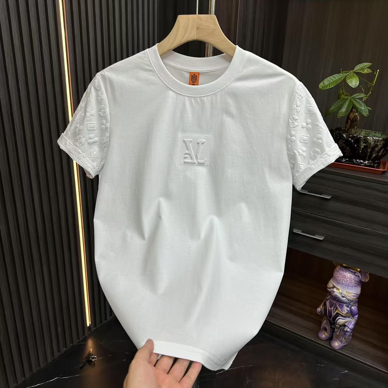Summer light luxury loose short sleeved 2026 new trendy casual printed design men's T-shirt