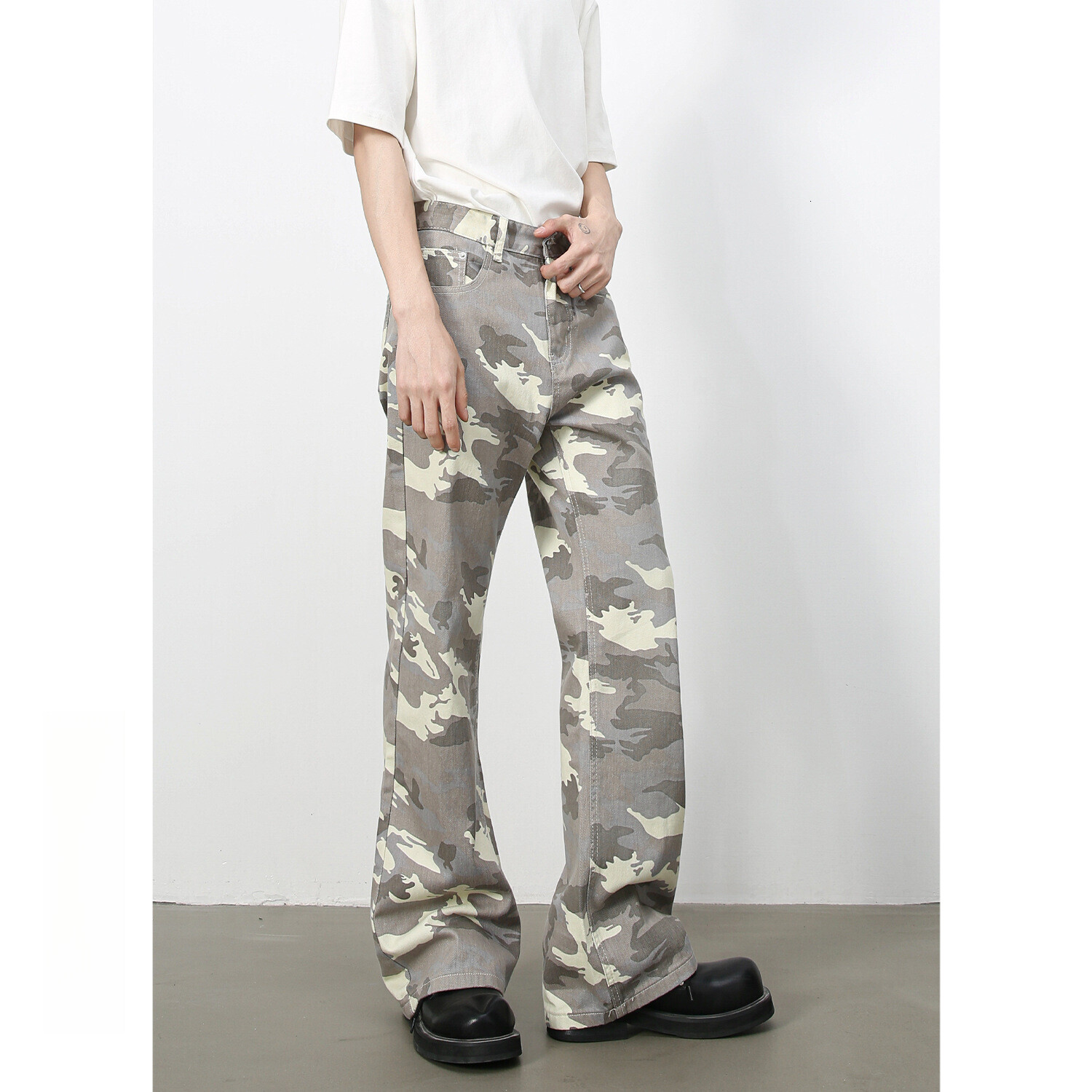 American Retro Camouflage Designer Micro Flared Jeans Luxury Men's Street Straight Leg Trendy Brand Casual Loose Pants Youth Outdoor Hiking Basic