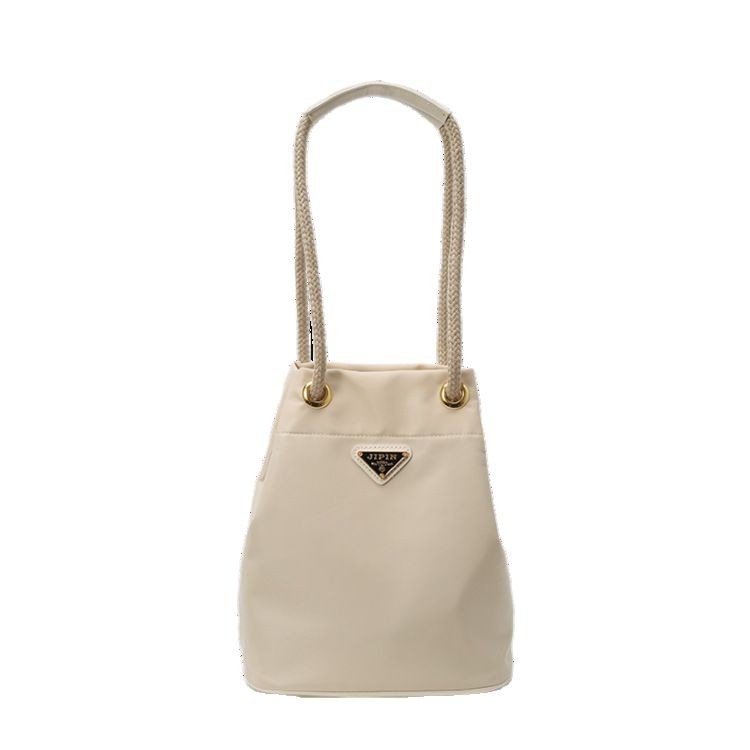 Free Shipping Female Slant Shoulder Bag Fashion Bag Shoulder Fashion Simple Female Bag Foreign Style 2026