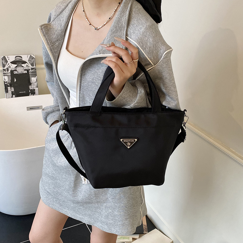 Free Shipping Premium Leisure Large Capacity Handbag Underarm Bag Shoulder Bag 2026s hot