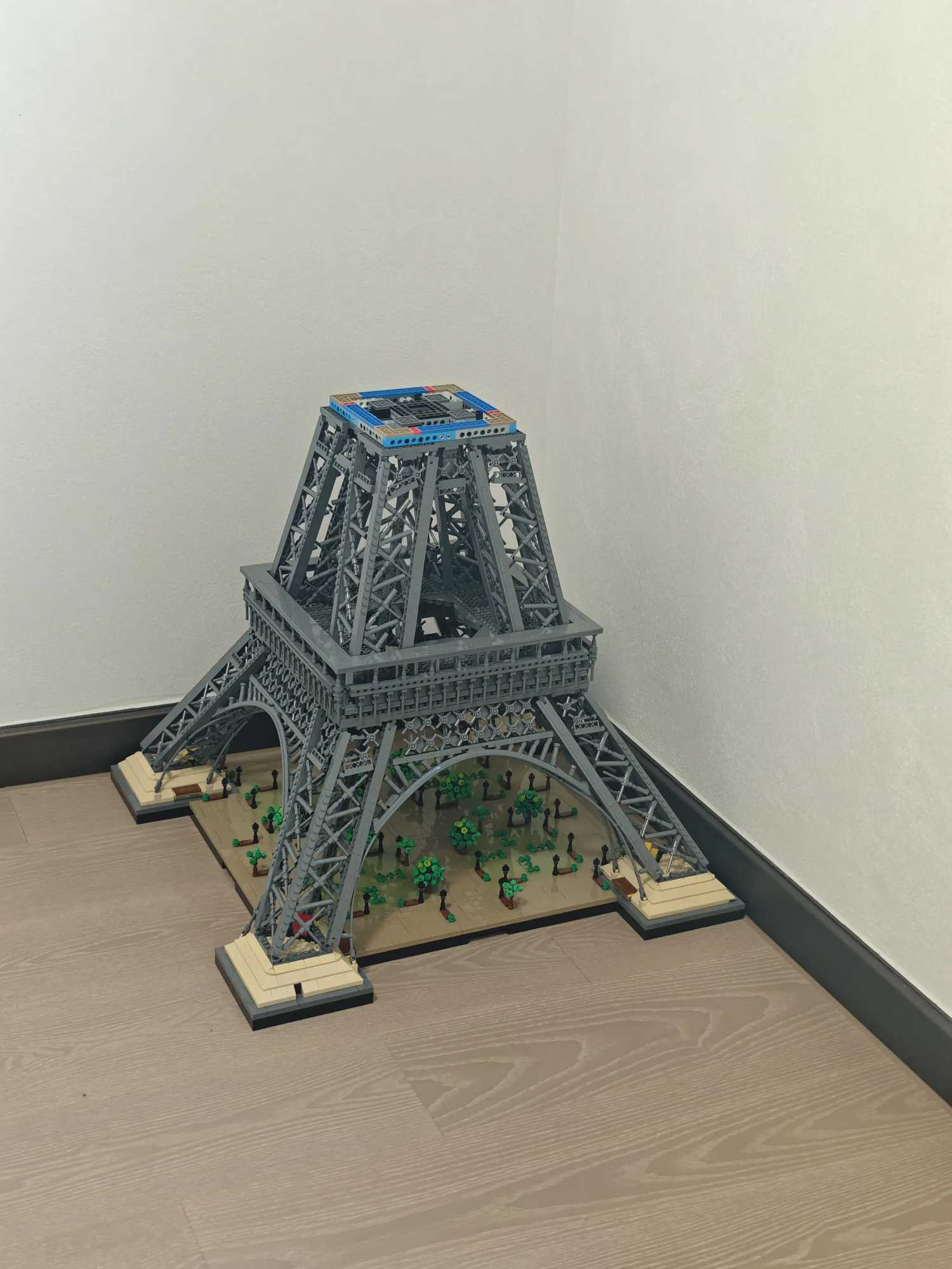 10001 Pcs Large Eiffel Tower Building Blocks Bricks Kids Birthday Christmas Gifts Toy Compatible 10307 In StockT260420