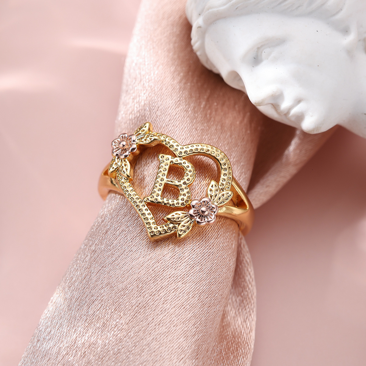 Qitian Gold Initials Heart Letter Ring For Women Fashion Hip Hop Jewelry Personalized Adjustable Letter Rings Mothers Day Gifts 251217