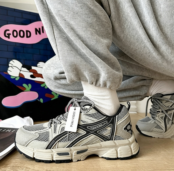 Men Lightweight Breathable Mesh Dad Shoes Comfortable Cushioned Sole All-match Daily Commute Footwear - view 4