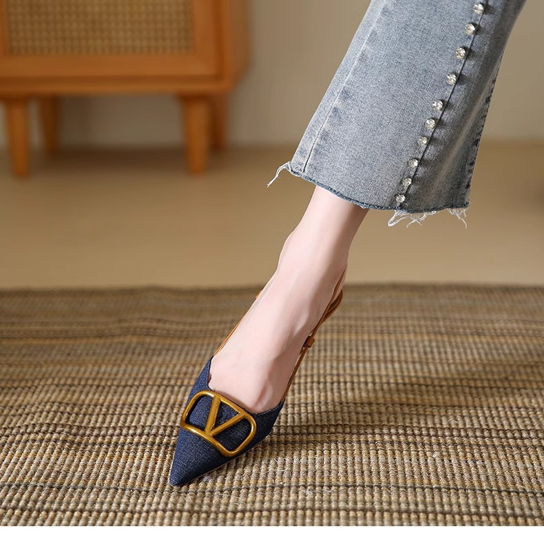 Women's Denim Pointed Toe Heels Metal Buckle Elegant Pointed High-End Toe Stiletto Heels Versatile Denim Fabric High Heel Sandals big size