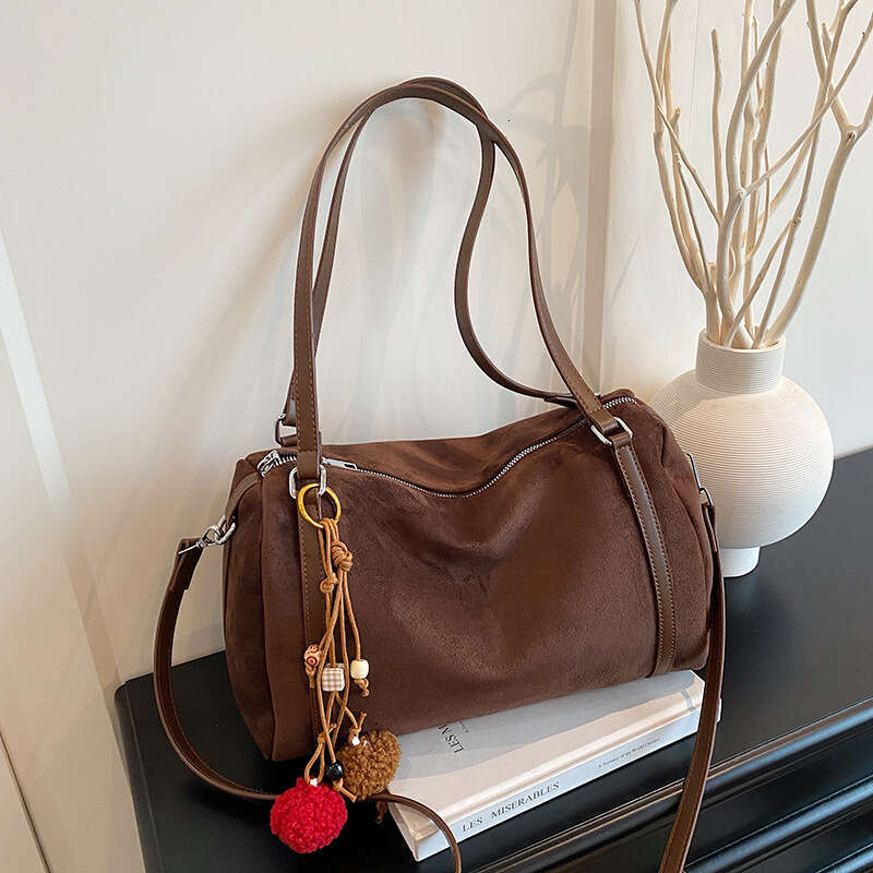 Suede 2025 Autumn and Winter Boston Pillow Women's Large Capacity Commuting Bowling Bag Shoulder Crossbody