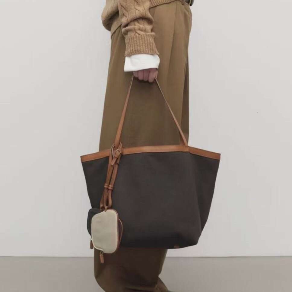 New Reversible Tote Bag Canvas Splice Cowhide Contrast Color Underarm Bucket Bag Large Capacity Commute Handbag Shoulder Bag For Women SENYY