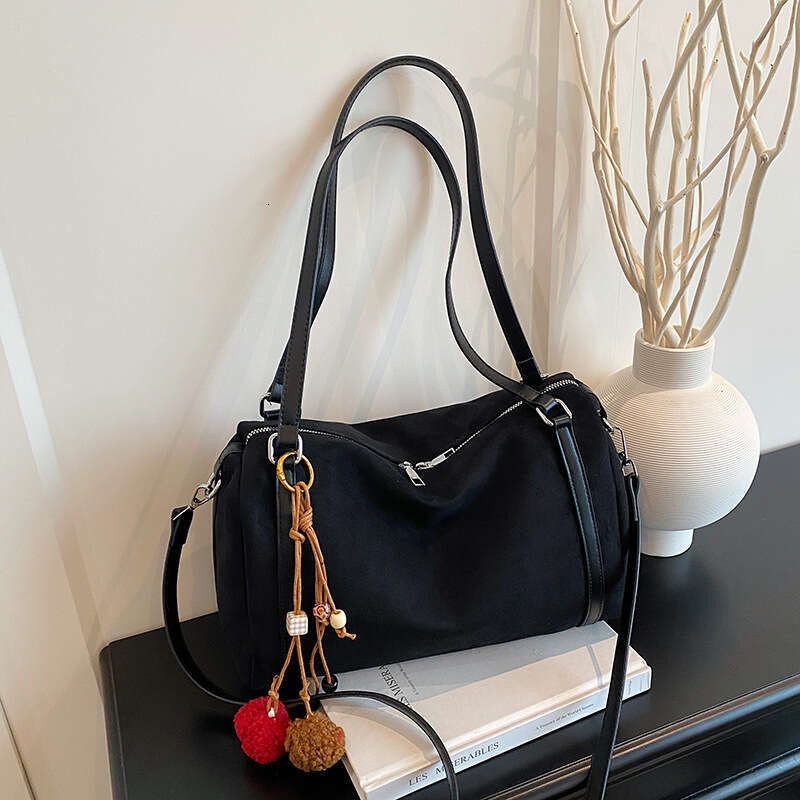 Suede 2025 Autumn and Winter Boston Pillow Women's Large Capacity Commuting Bowling Bag Shoulder Crossbody