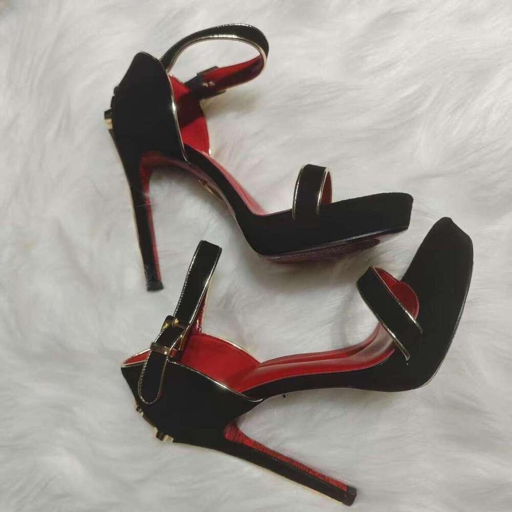 New European American Style Genuine Leather Strap High-Heeled Women's Sword And Scepter Design, Black Retro Sharp Blade Open-Toe Sandals, Trendy