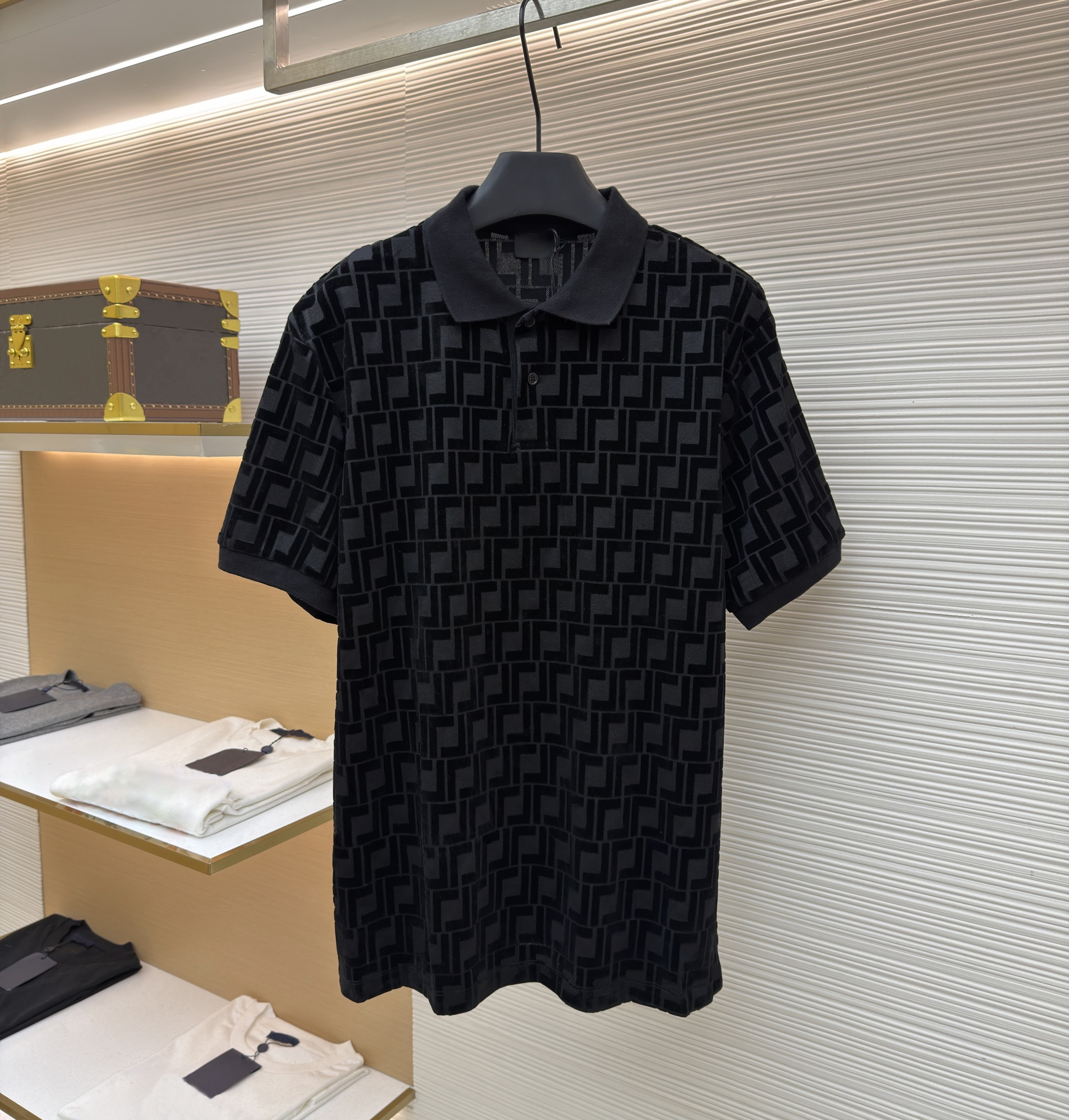 Designer brand high-quality men's T-shirts, polo shirts, silk velvet technology, men's polo shirts, high-end lapel, letter printed casual multifunctional shirts