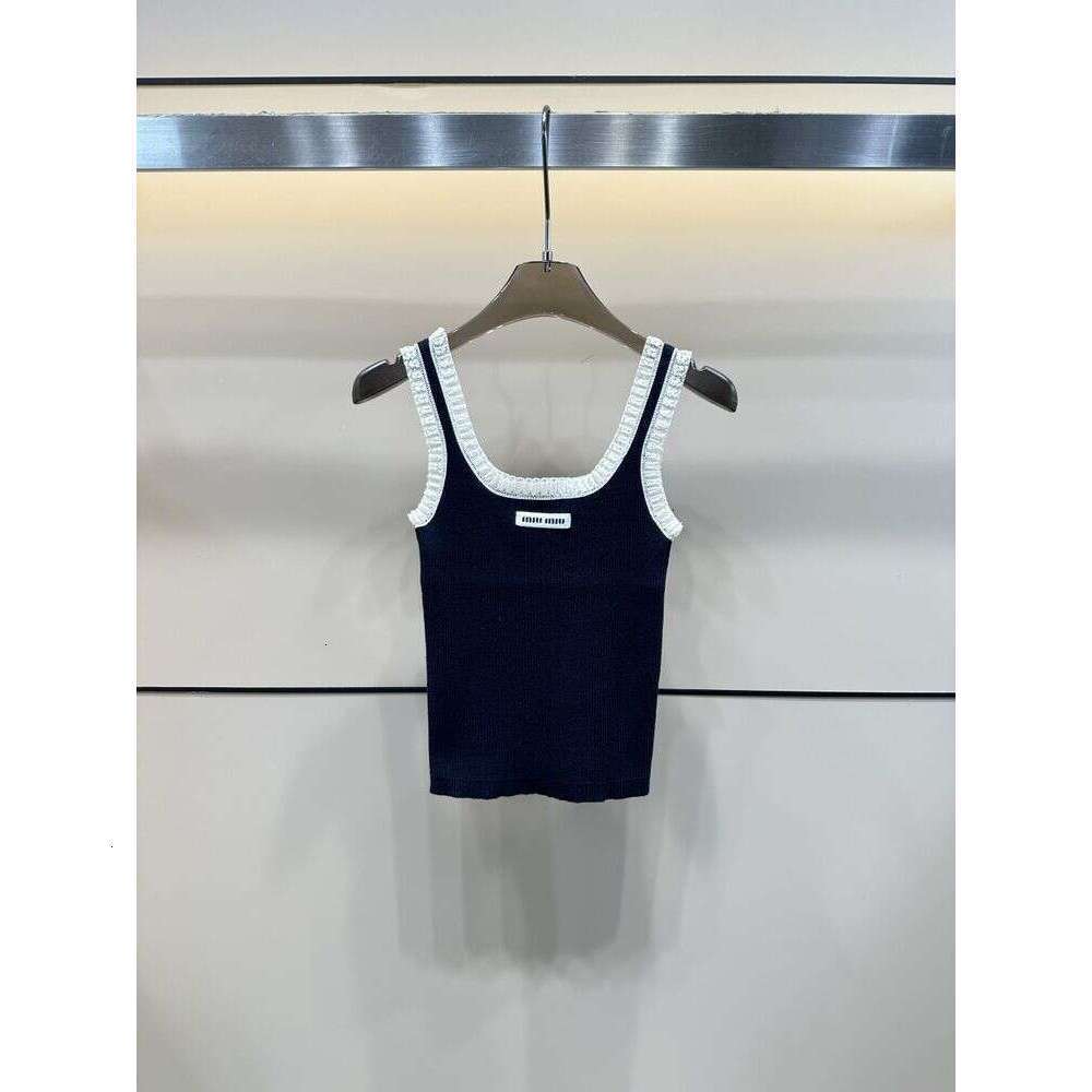 Miumue Top Letter Slim T Shirts Vest Designer Womens Muily Tees Spring And Summer Knits Tops Women Fashion Clothing Fashionable High Quality High Quality Mm Shirt 7F1