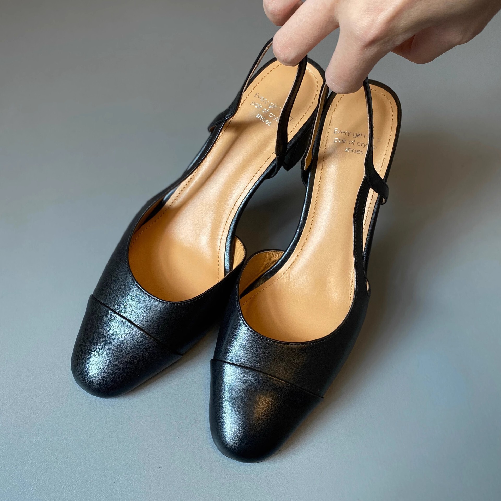 Backless One-Strap Closed-Toe Sandals For Women, Genuine Leather, Odor-Free, Thick Heel Slippers, Round Toe, Slimming, Commuter Single Shoes