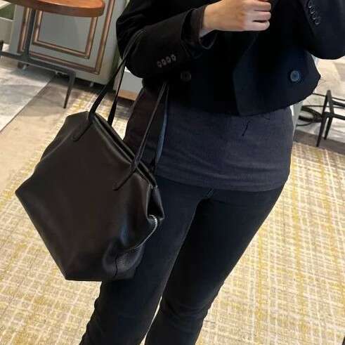 2026 New Luxury R o w Henri Bag Soft Cowhide Leather Tote Bag Minimalist Underarm Shoulder Bag Large Capacity Versatile Commute Handbag For Women SENY