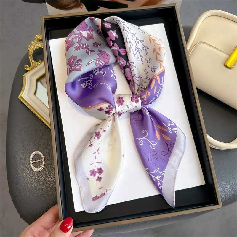 Elegante Sciarpa Di Seta Con Stampa A Fiori Viola Donna Faz…