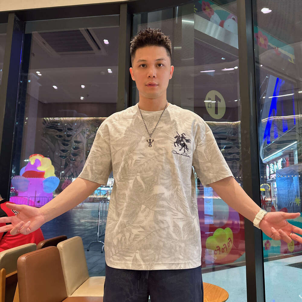 2026 Luxury Brand Designer Clothing Summer New Fashion Print Streetwear Patchwork T-Shirt for Men with Wide Fit Casual Short Sleeve