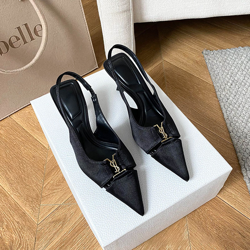 French metal buckle pointed-toe high-heeled women's shoes, 2026 spring/summer patent leather wine red black shallow toe rear hollow fashionable s