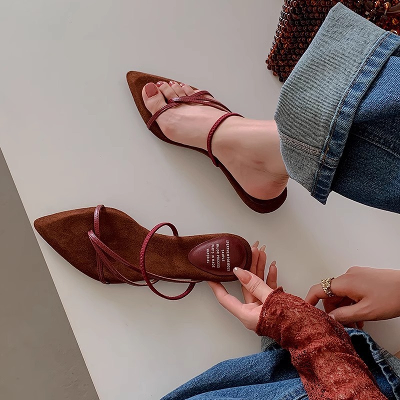 French Vacation Roman Style Two-Way One-Strap Pointed Toe Gold Thin Strap Wedge Shoes Women Outdoor Summer Sandals