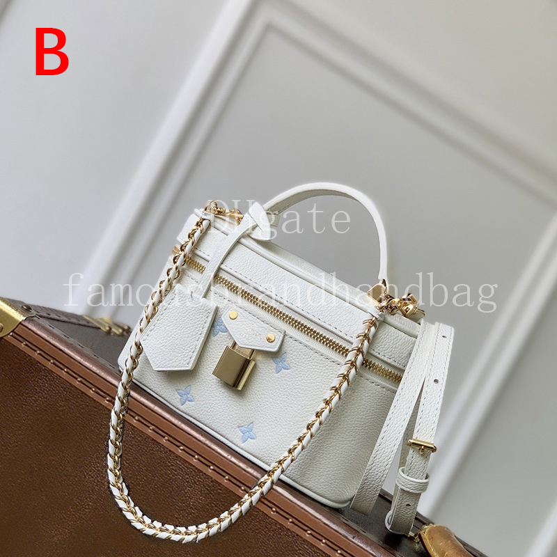 Master quality Designer Crossbody Bag Vanity Chain Pouch Women Cosmetic Bag With Box LV01B