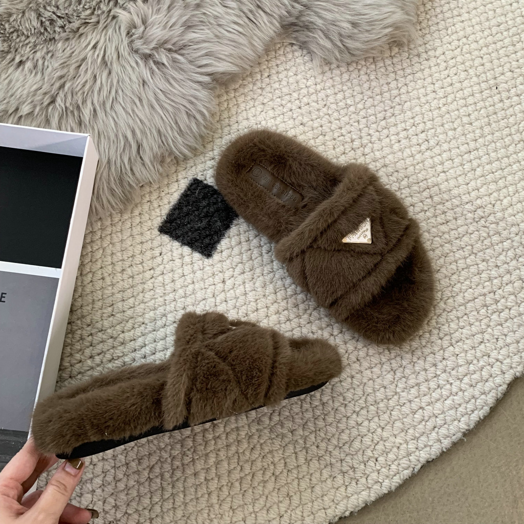 Thick-Soled French-Style Furry Shoes Women, Suitable For Outdoor Wear New Autumn And Winter Warm Cotton Slippers
