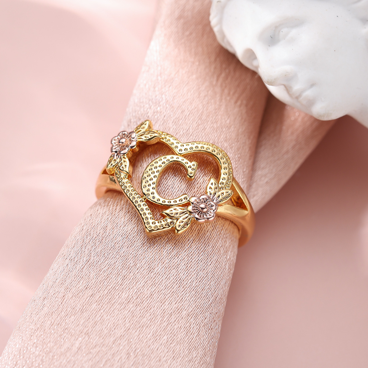 Qitian Gold Initials Heart Letter Ring For Women Fashion Hip Hop Jewelry Personalized Adjustable Letter Rings Mothers Day Gifts 251217