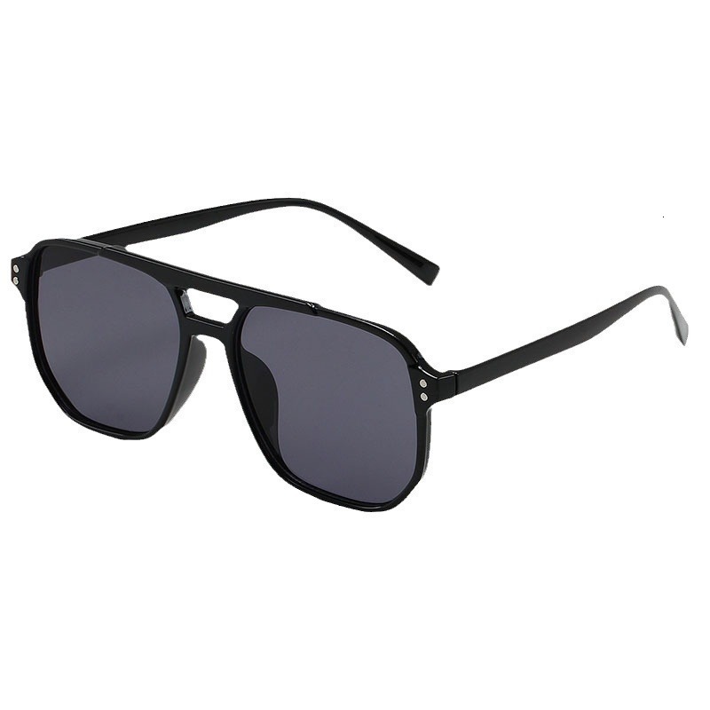 Luxury Brand Designer Womens New Square Sunglasses UV Protection Retro Gradient Lens Double Bridge Pilot Sunglasses Rivet Decor Stylish Durable Premiu
