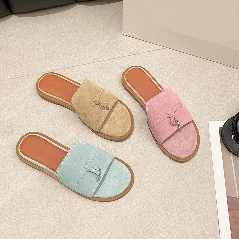 2026 Summer New Casual Comfortable Designer Flat Slippers Classic Trendy Fashion Sandals for Women